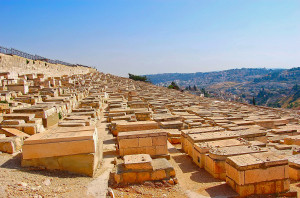 Cemetery on Mount of Olives (Photo by Don Knebel)