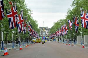 The Mall, leading to Buckingham Palace (Photo by Don Knebel)