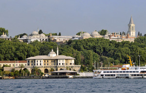 Istanbul’s Topkapı Palace above the Bosporus (Photo by Don Knebel)