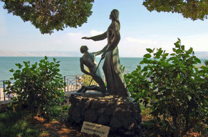 Jesus forgiving Peter along Sea of Galilee (Photo by Don Knebel)